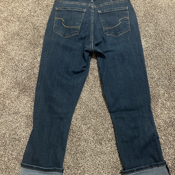 Mid Rise Capris - Picture 2 of 3